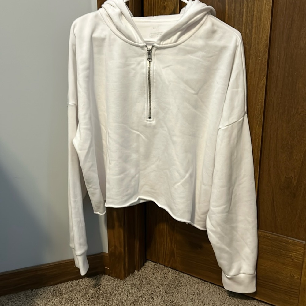 White aerie cropped hoodie